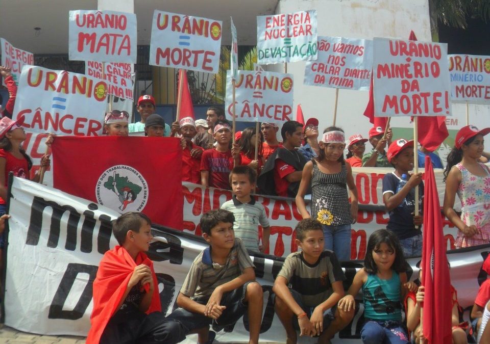 Roda de conversa aborda riscos de mineração de urânio em Santa Quitéria (CE)